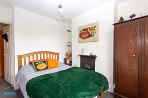 Bedroom- click for photo gallery